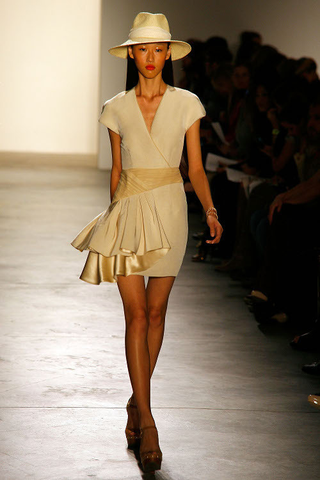 Illustration for article titled Erin Fetherston: Pretty, Wearable Clothes For The Young And Casual Heiress